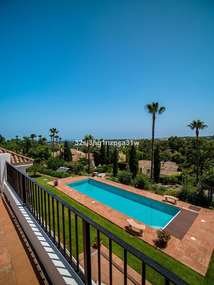 5 bedroom Villa for sale in Sotogrande with pool garage - € 2,850,000 (Ref: 9256875)