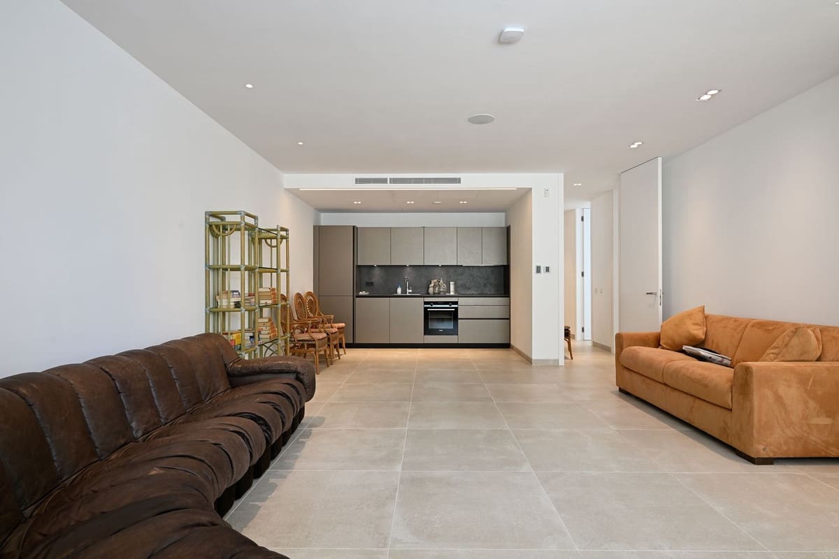 6 bedroom Villa for sale in Marbesa with pool garage - € 3,500,000 (Ref: 9256886)