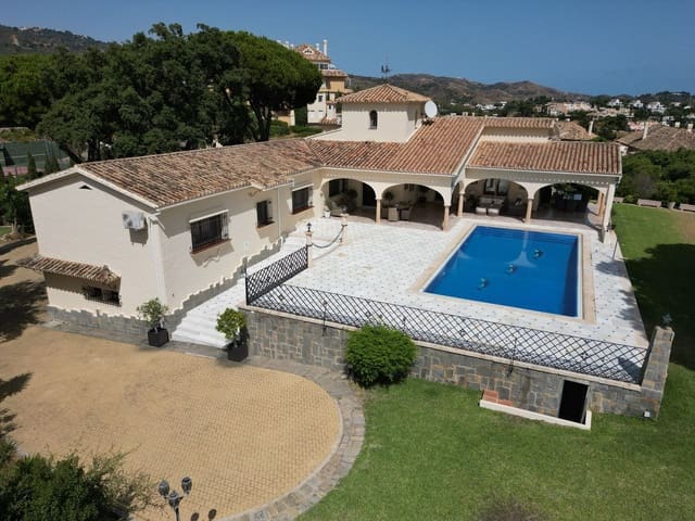 4 quarto Moradia para venda em Elviria, Marbella com piscina - 3 600 000 € (Ref: 9256888)