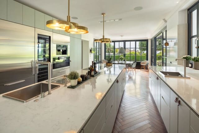 7 sypialnia Willa na sprzedaż w Nagüeles Alto, Marbella z basenem garażem - 13 950 000 € (Ref: 9256905)