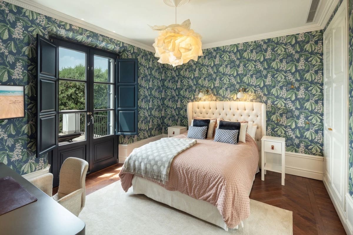 7 sypialnia Willa na sprzedaż w Marbella z basenem garażem - 13 950 000 € (Ref: 9256905)