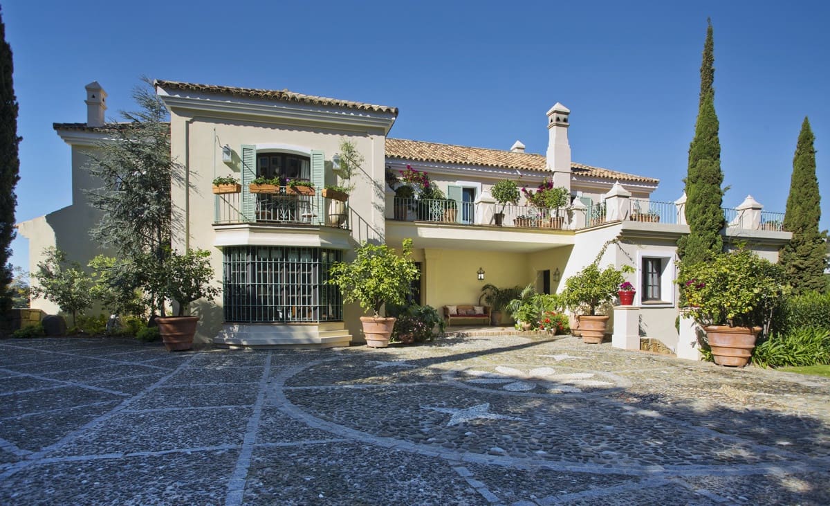 8 soverom Villa til salgs i Benahavis med svømmebasseng - € 4 500 000 (Ref: 9256909)