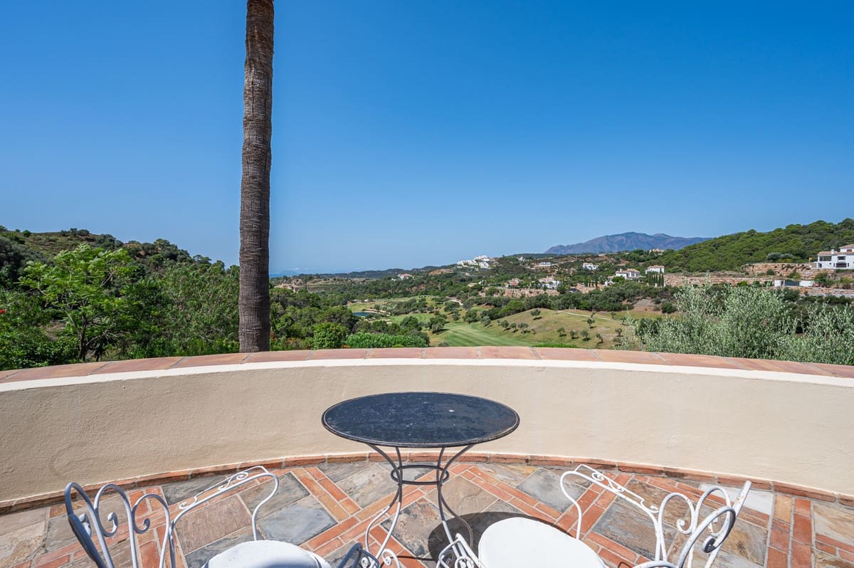 8 soverom Villa til salgs i Benahavis med svømmebasseng - € 4 500 000 (Ref: 9256909)