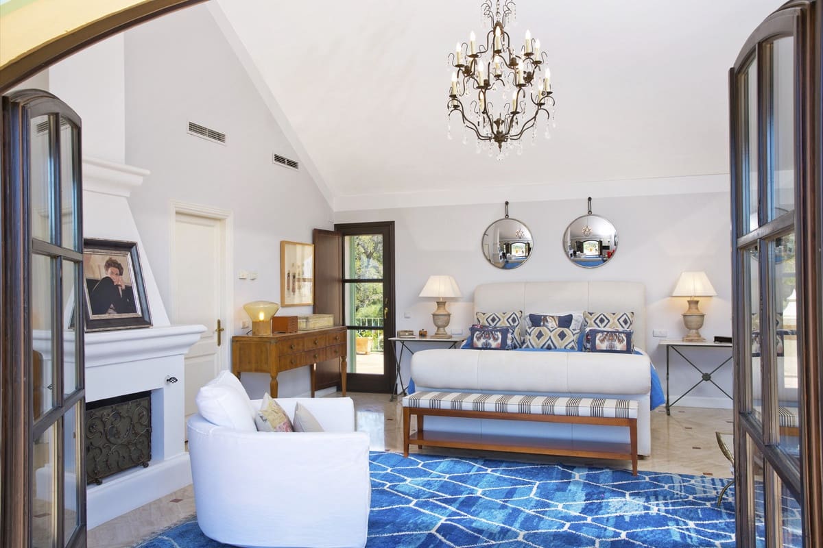 8 soverom Villa til salgs i Benahavis med svømmebasseng - € 4 500 000 (Ref: 9256909)