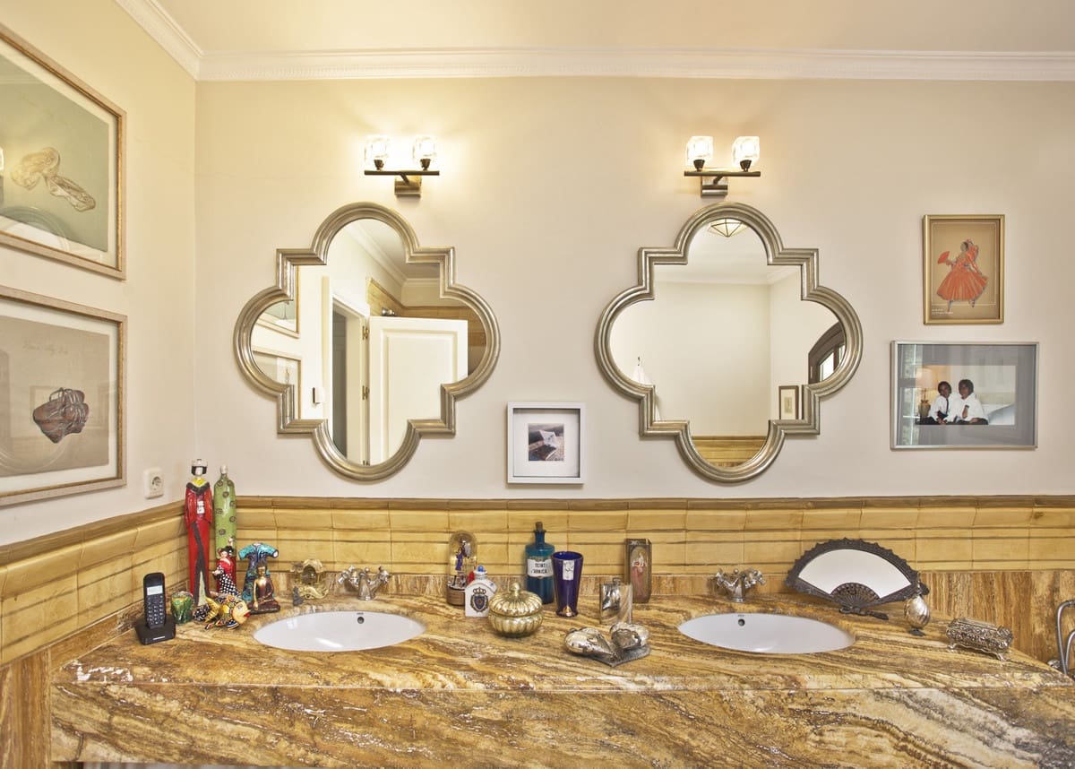 8 soverom Villa til salgs i Benahavis med svømmebasseng - € 4 500 000 (Ref: 9256909)