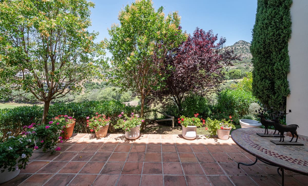 8 soverom Villa til salgs i Benahavis med svømmebasseng - € 4 500 000 (Ref: 9256909)