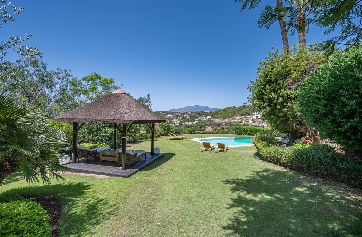 8 soverom Villa til salgs i Benahavis med svømmebasseng - € 4 500 000 (Ref: 9256909)