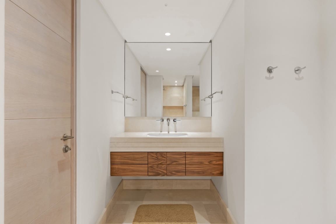 3 soverom Penthouse til salgs i Puerto Banus med svømmebasseng - € 5 950 000 (Ref: 9256918)