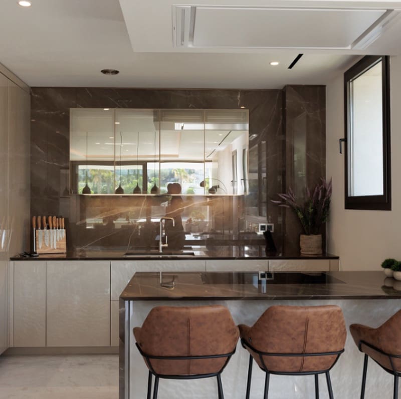 3 soveværelse Penthouse til salg i Golden Mile med swimmingpool - € 5.390.000 (Ref: 9256919)