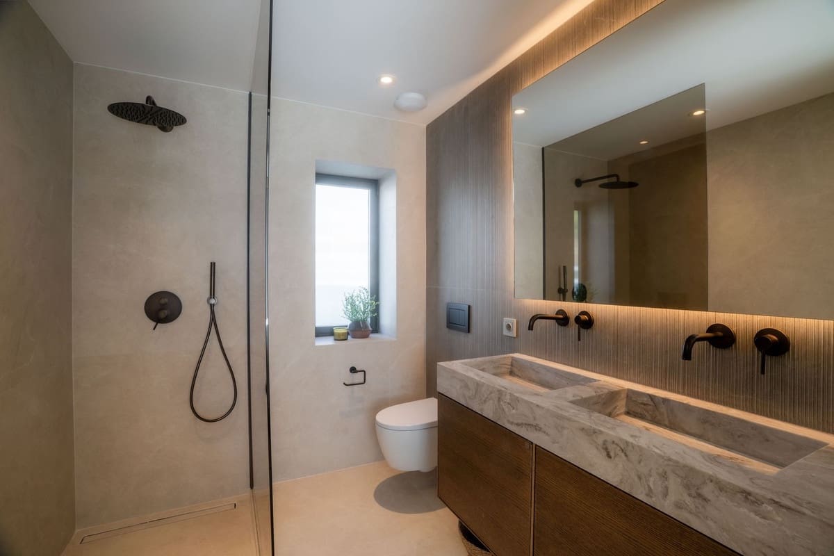 6 sypialnia Willa na sprzedaż w Nueva Andalucia z basenem - 4 975 000 € (Ref: 9256930)