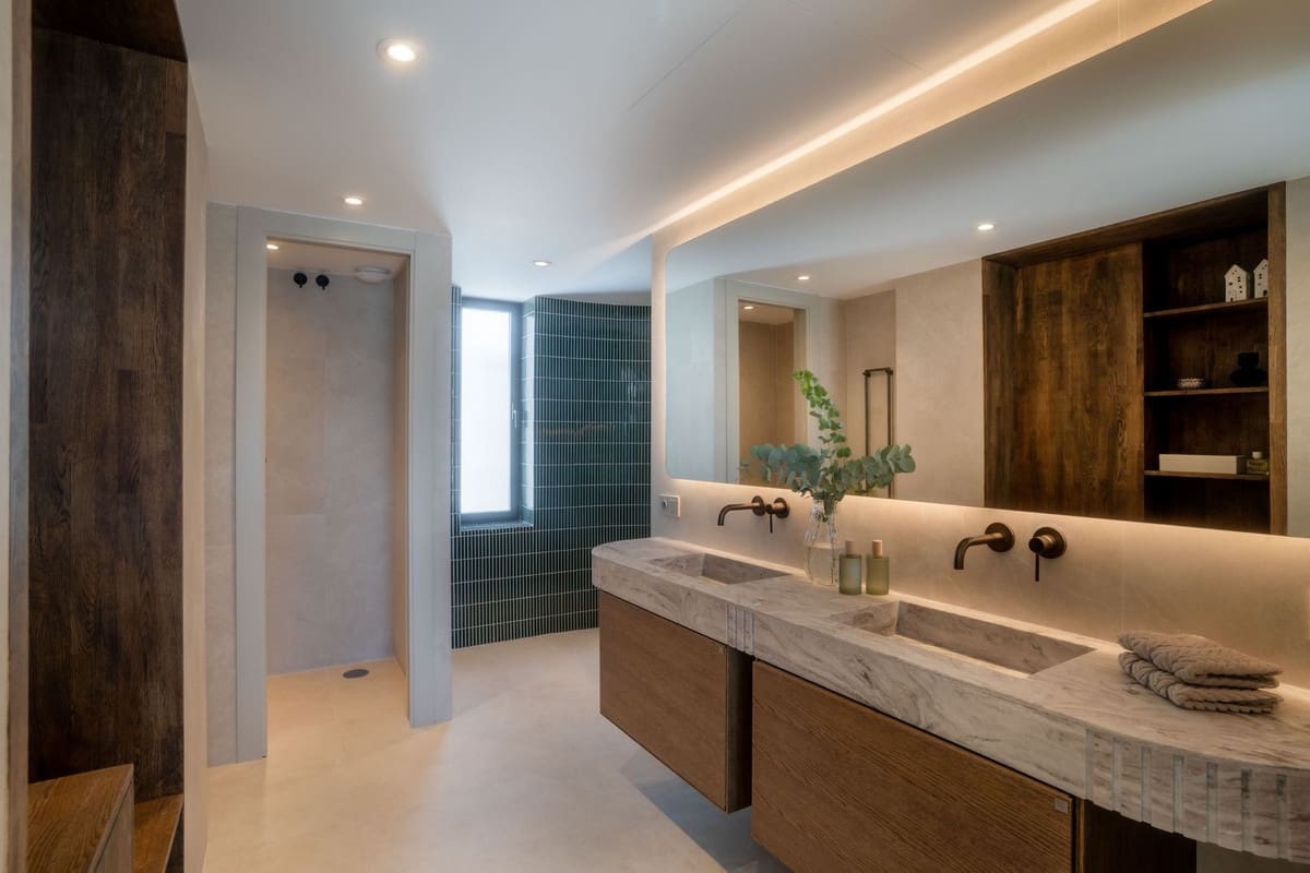 6 sypialnia Willa na sprzedaż w Nueva Andalucia z basenem - 4 975 000 € (Ref: 9256930)