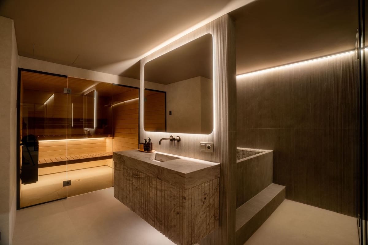 6 sypialnia Willa na sprzedaż w Nueva Andalucia z basenem - 4 975 000 € (Ref: 9256930)