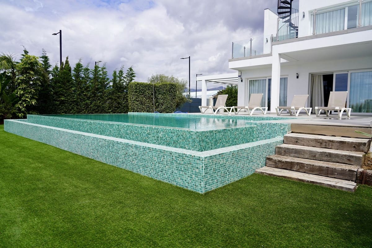 5 soveværelse Villa til salg i Cancelada med swimmingpool garage - € 3.100.000 (Ref: 9256937)