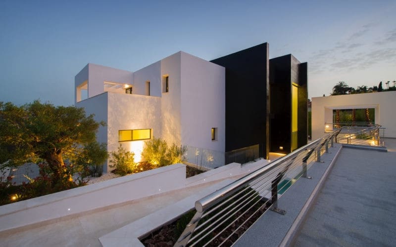 5 soveværelse Villa til salg i Nueva Andalucia med swimmingpool garage - € 6.250.000 (Ref: 9256941)