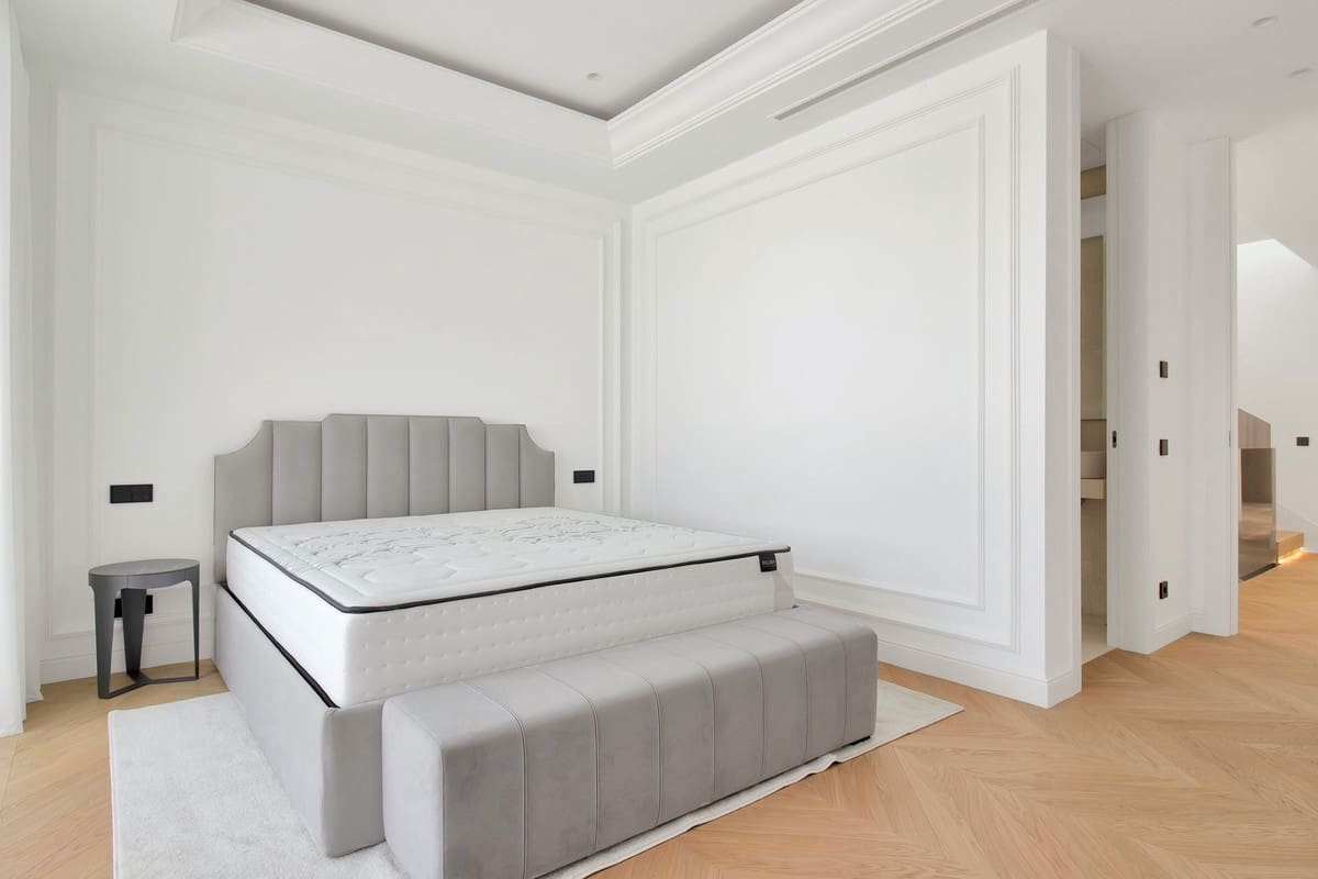 6 sypialnia Willa na sprzedaż w Golden Mile z basenem - 6 400 000 € (Ref: 9256943)