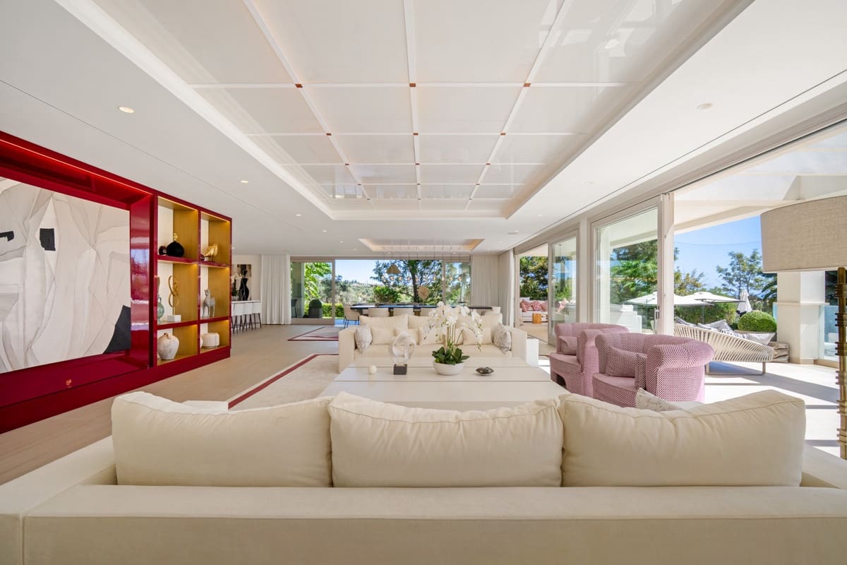 6 chambre Villa/Maison à vendre à Aloha Golf avec piscine - 10 900 000 € (Ref: 9256950)