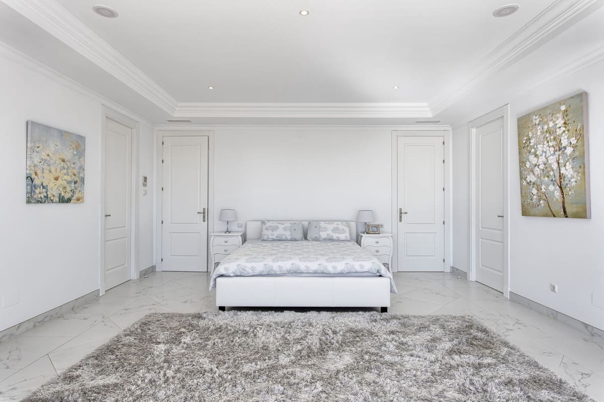 8 sypialnia Willa na sprzedaż w Los Flamingos z basenem - 3 995 000 € (Ref: 9256959)