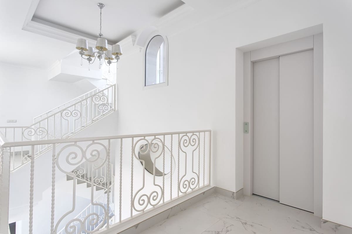 8 sypialnia Willa na sprzedaż w Los Flamingos z basenem - 3 995 000 € (Ref: 9256959)