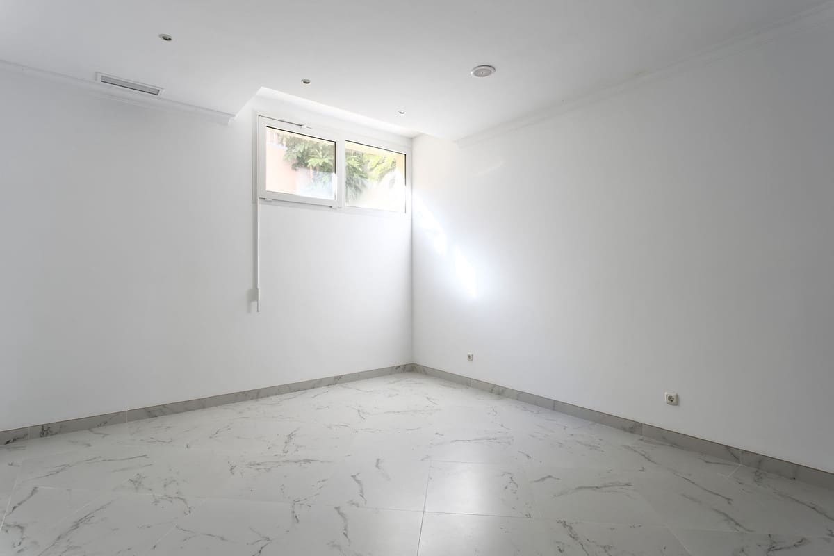 8 sypialnia Willa na sprzedaż w Los Flamingos z basenem - 3 995 000 € (Ref: 9256959)