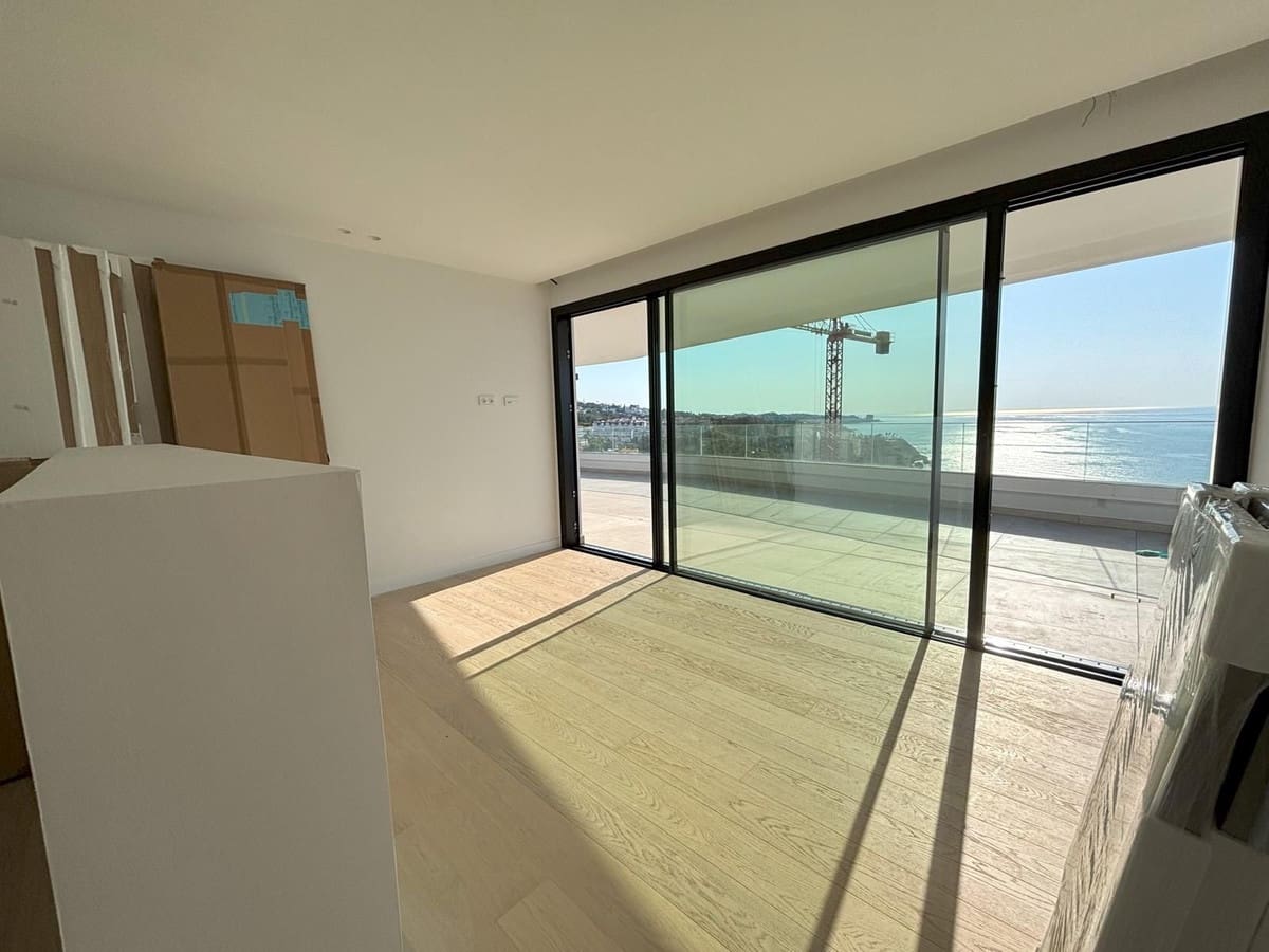 3 soverom Penthouse til salgs i Benalmadena med svømmebasseng garasje - € 3 700 000 (Ref: 9256963)