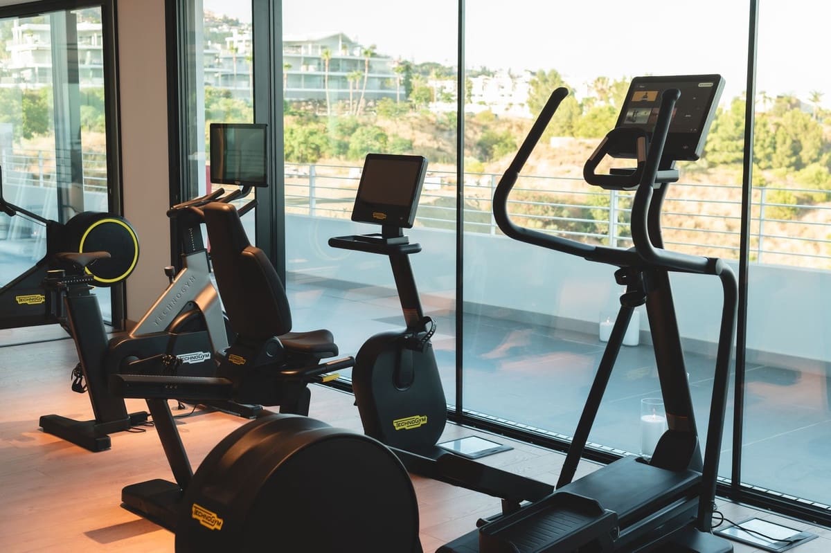 3 soverom Penthouse til salgs i Benalmadena med svømmebasseng garasje - € 3 700 000 (Ref: 9256963)