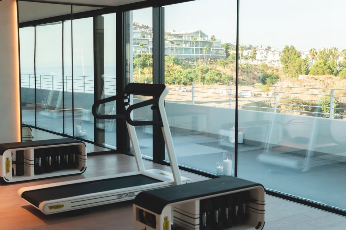 3 soverom Penthouse til salgs i Benalmadena med svømmebasseng garasje - € 3 700 000 (Ref: 9256963)