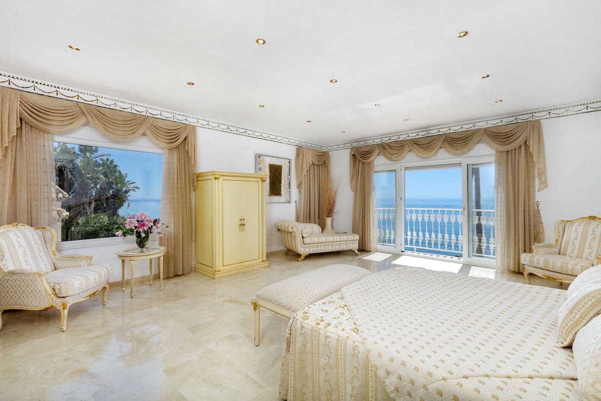 5 sypialnia Willa na sprzedaż w Marbesa z basenem garażem - 6 500 000 € (Ref: 9256967)