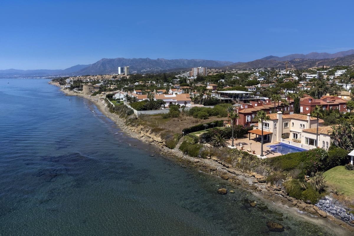 5 sypialnia Willa na sprzedaż w Marbesa z basenem garażem - 6 500 000 € (Ref: 9256967)