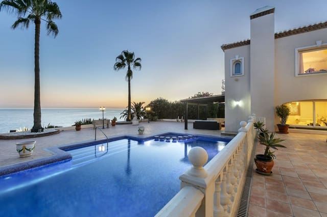 5 bedroom Villa for sale in Marbesa, Marbella with pool garage - € 6,500,000 (Ref: 9256967)
