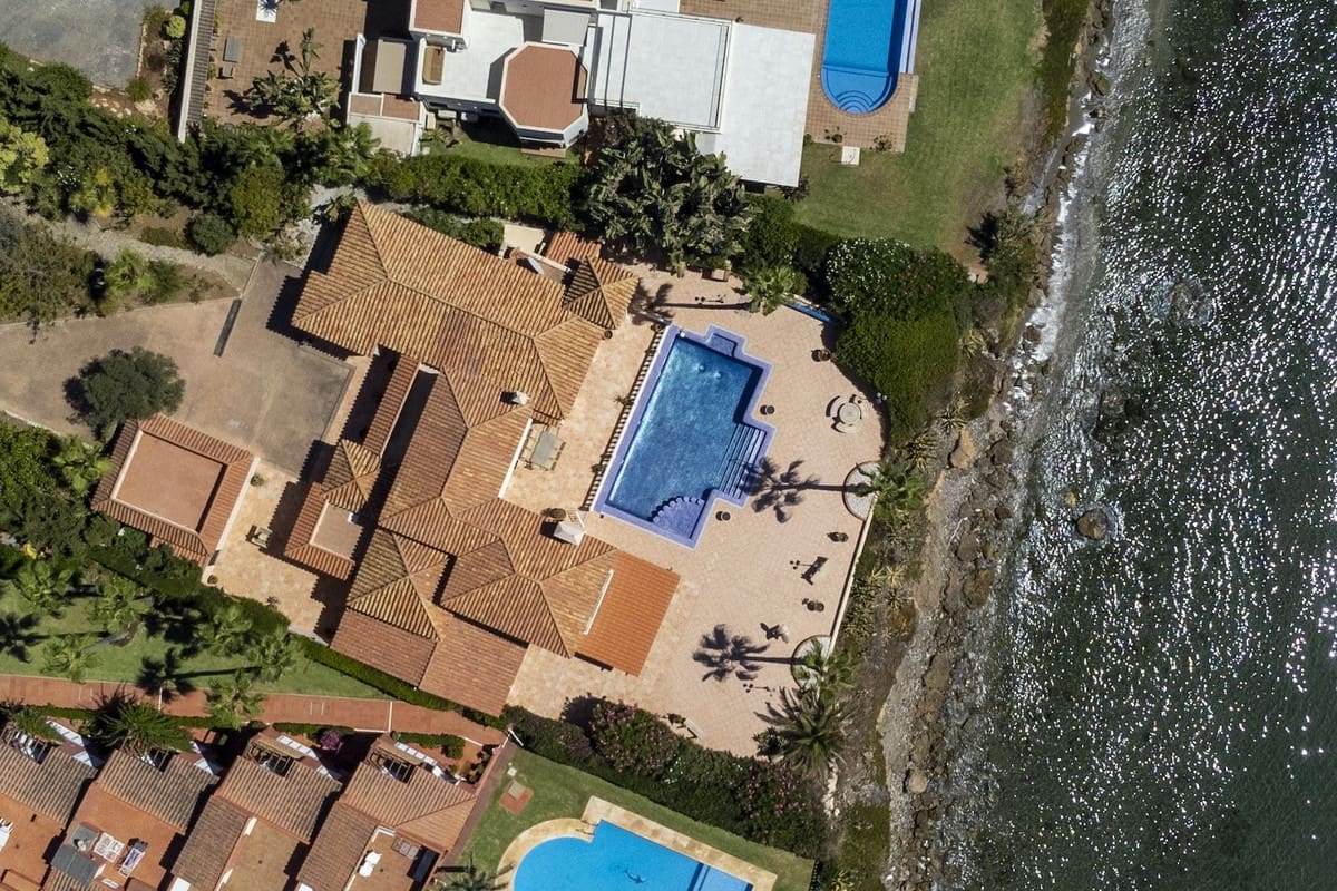 5 sypialnia Willa na sprzedaż w Marbesa z basenem garażem - 6 500 000 € (Ref: 9256967)