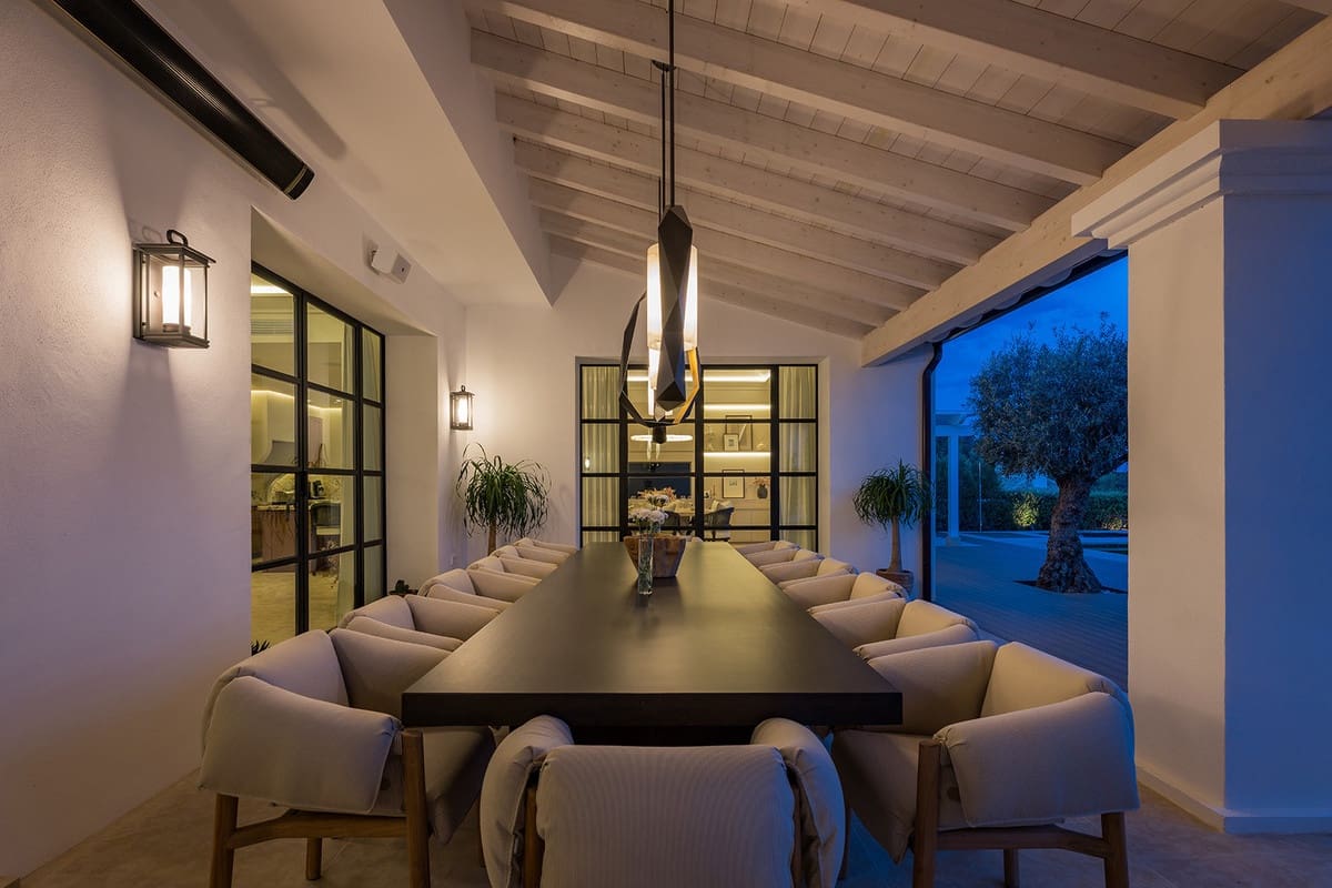 6 soverom Villa til salgs i Golden Mile med svømmebasseng - € 17 500 000 (Ref: 9256968)