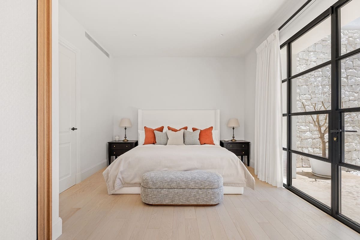 6 soverom Villa til salgs i Golden Mile med svømmebasseng - € 17 500 000 (Ref: 9256968)