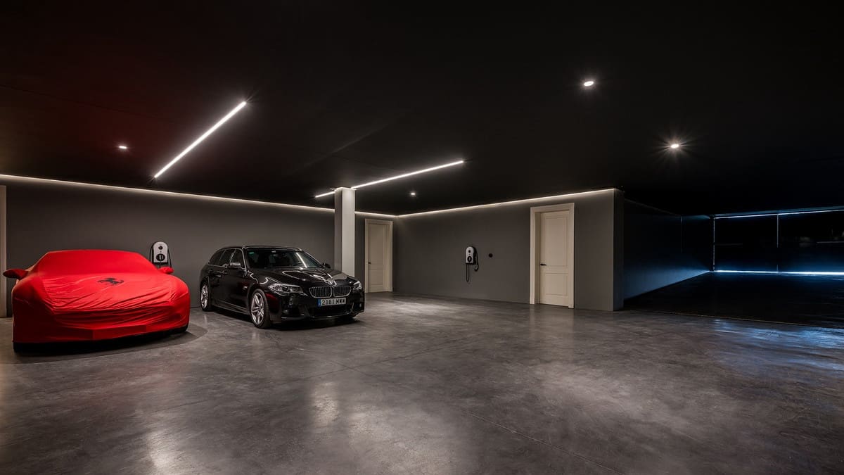 6 soverom Villa til salgs i Golden Mile med svømmebasseng - € 17 500 000 (Ref: 9256968)