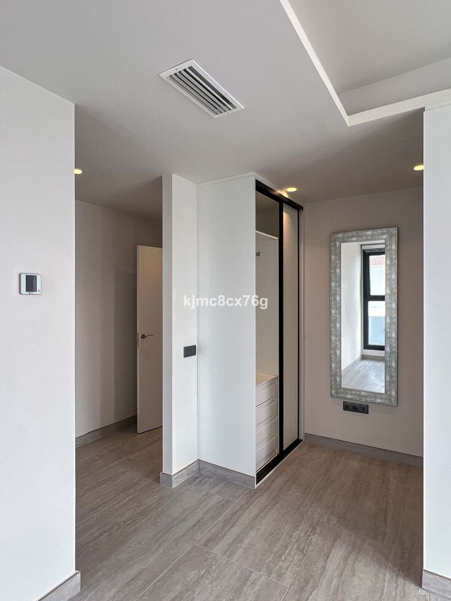 5 soveværelse Villa til salg i El Faro med swimmingpool garage - € 4.114.000 (Ref: 9256971)