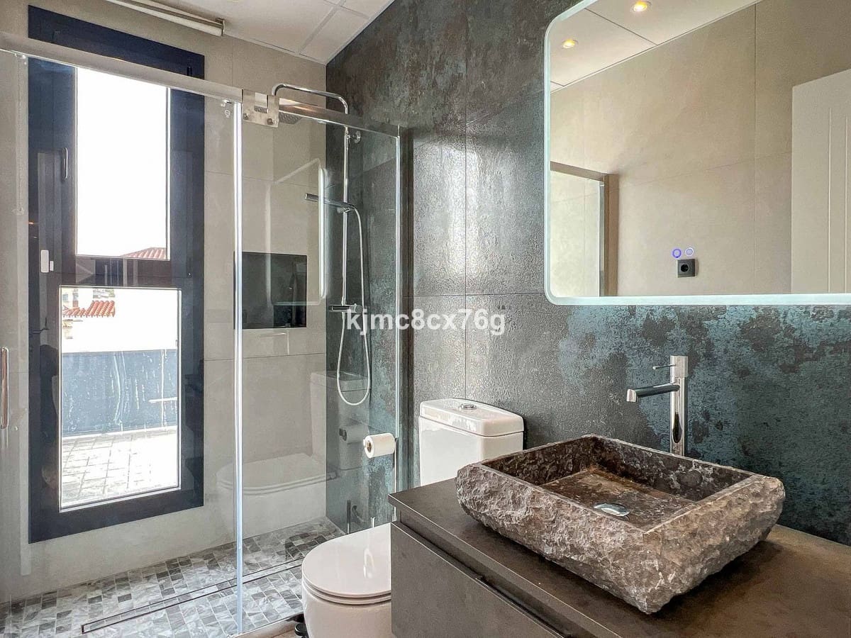 5 soveværelse Villa til salg i El Faro med swimmingpool garage - € 4.114.000 (Ref: 9256971)