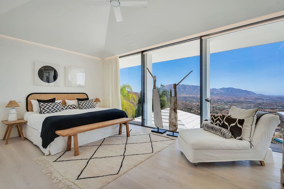 5 chambre Villa/Maison à vendre à La Mairena avec piscine - 4 200 000 € (Ref: 9256975)