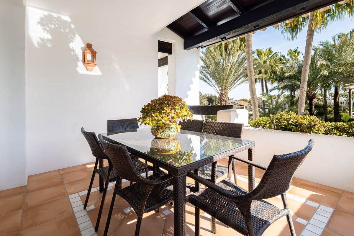 4 makuuhuone Yksiö myytävänä paikassa Golden Mile mukana uima-altaan - 5 395 000 € (Ref: 9256980)