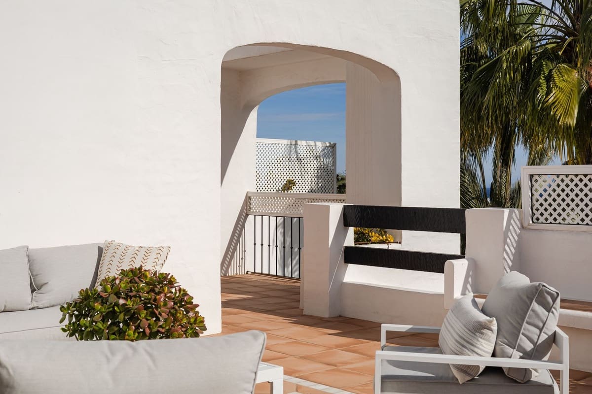 4 makuuhuone Yksiö myytävänä paikassa Golden Mile mukana uima-altaan - 5 395 000 € (Ref: 9256980)