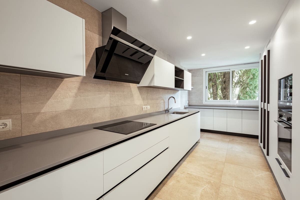 4 makuuhuone Yksiö myytävänä paikassa Golden Mile mukana uima-altaan - 5 395 000 € (Ref: 9256980)