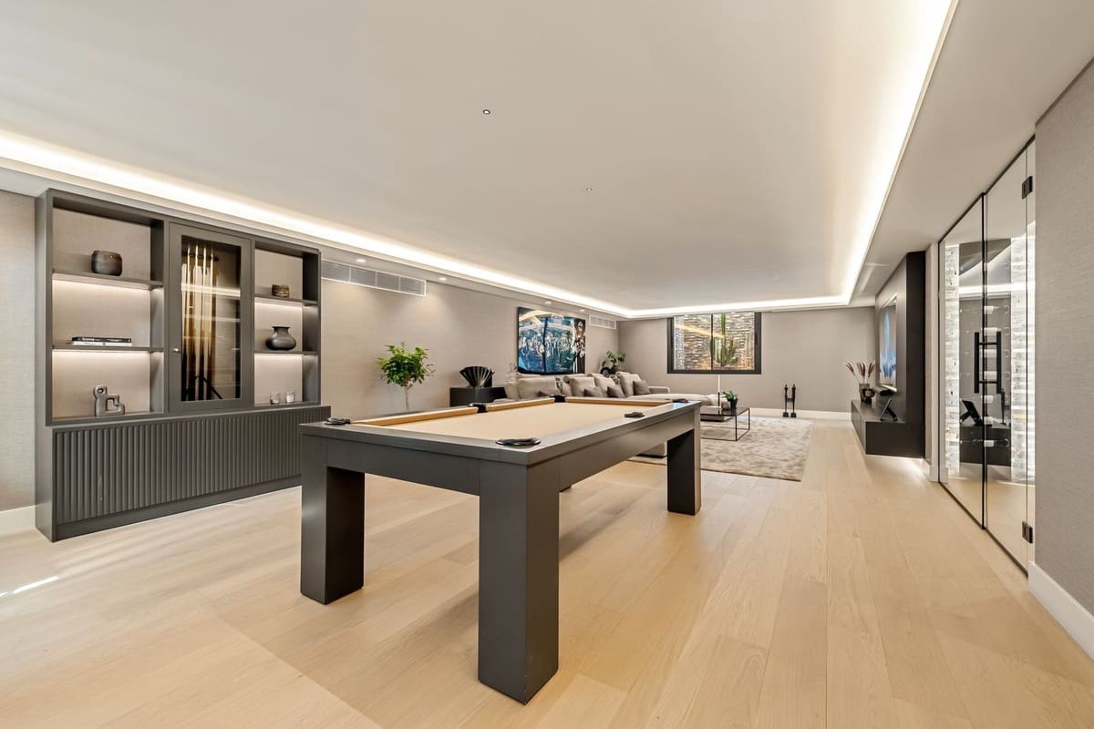 5 soveværelse Villa til salg i Golden Mile med swimmingpool - € 7.800.000 (Ref: 9256985)