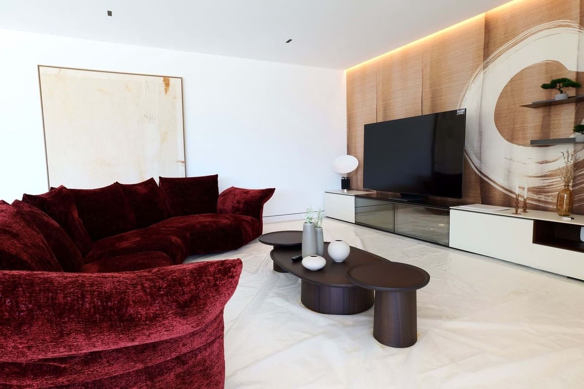 5 soverom Villa til salgs i Golden Mile med svømmebasseng garasje - € 11 300 000 (Ref: 9256986)