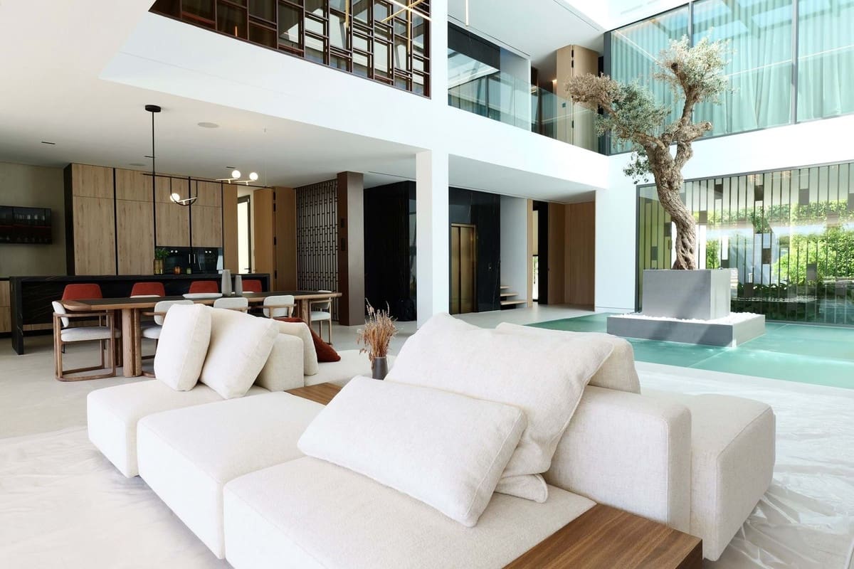 5 soverom Villa til salgs i Golden Mile med svømmebasseng garasje - € 11 300 000 (Ref: 9256986)