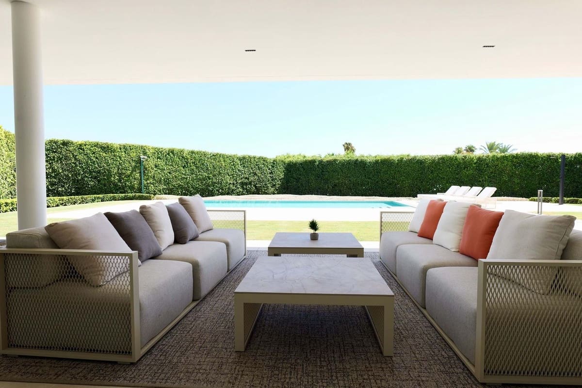 5 soverom Villa til salgs i Golden Mile med svømmebasseng garasje - € 11 300 000 (Ref: 9256986)