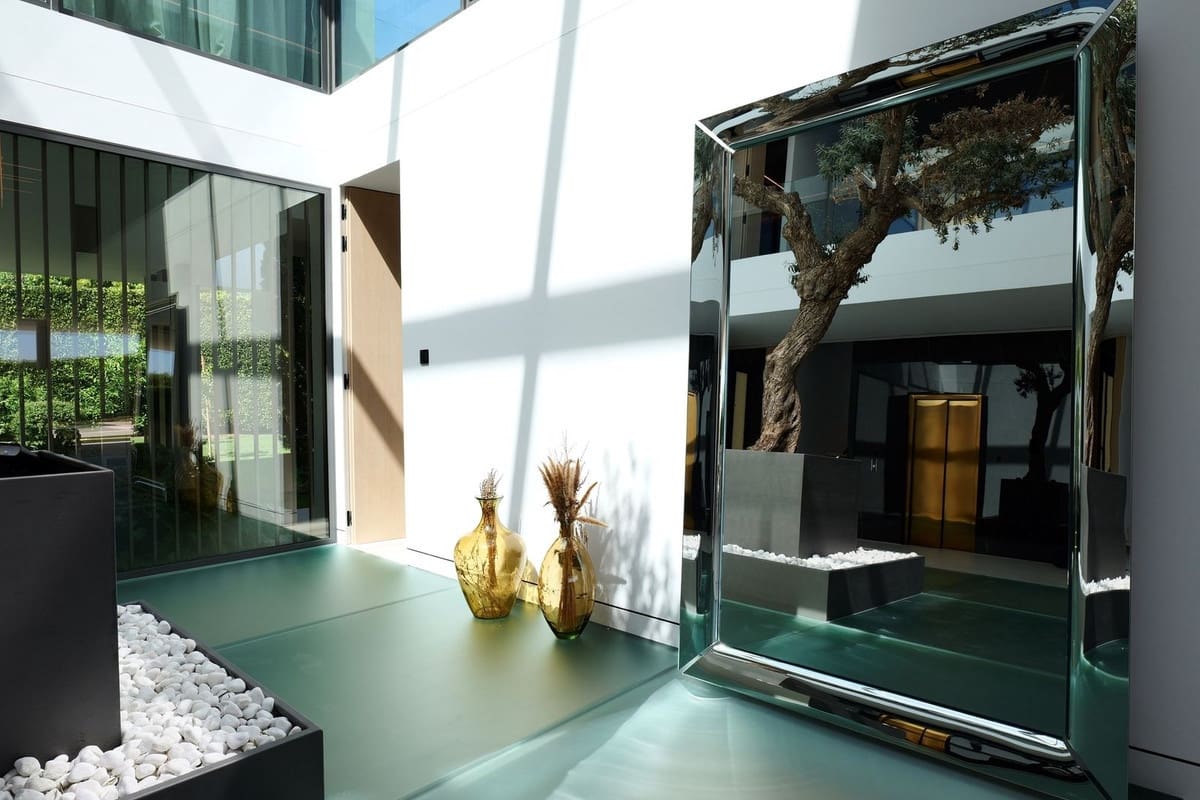 5 soverom Villa til salgs i Golden Mile med svømmebasseng garasje - € 11 300 000 (Ref: 9256986)