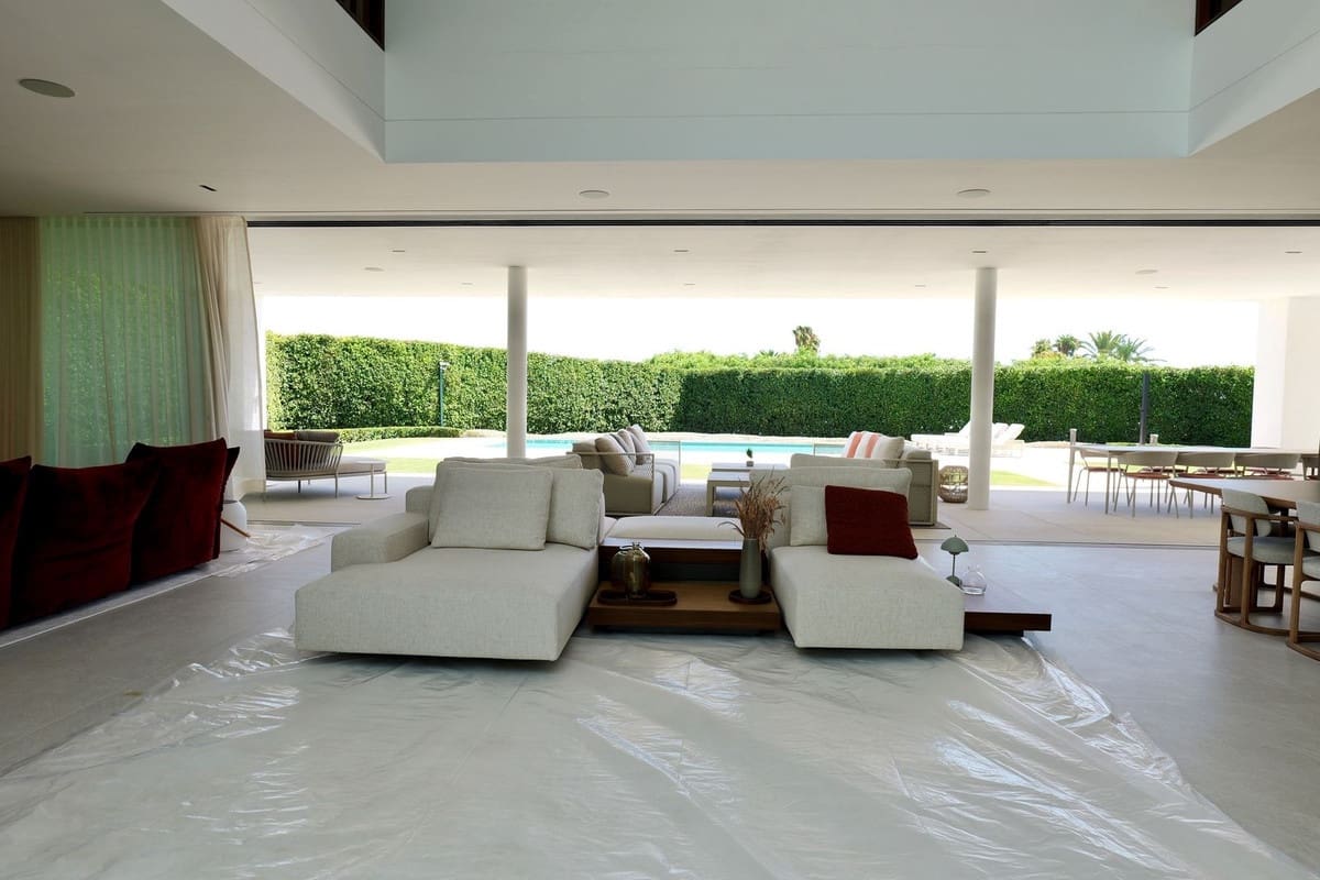 5 soverom Villa til salgs i Golden Mile med svømmebasseng garasje - € 11 300 000 (Ref: 9256986)