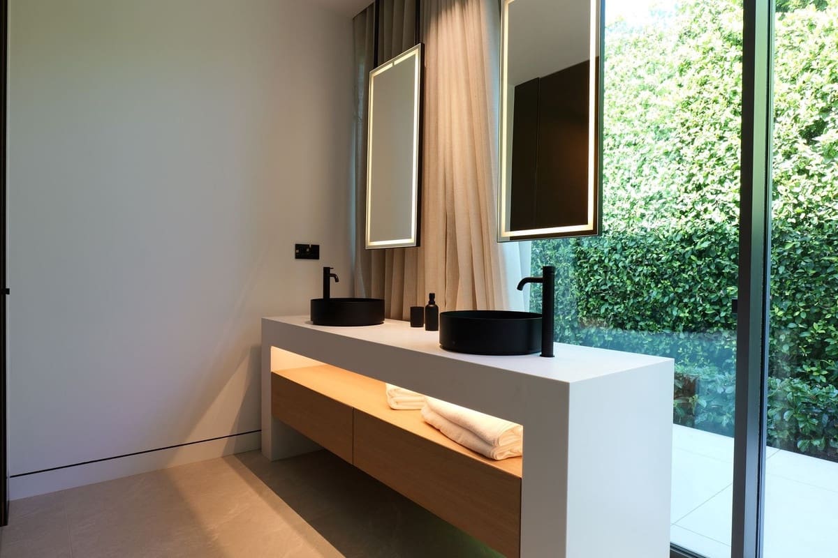 5 soverom Villa til salgs i Golden Mile med svømmebasseng garasje - € 11 300 000 (Ref: 9256986)