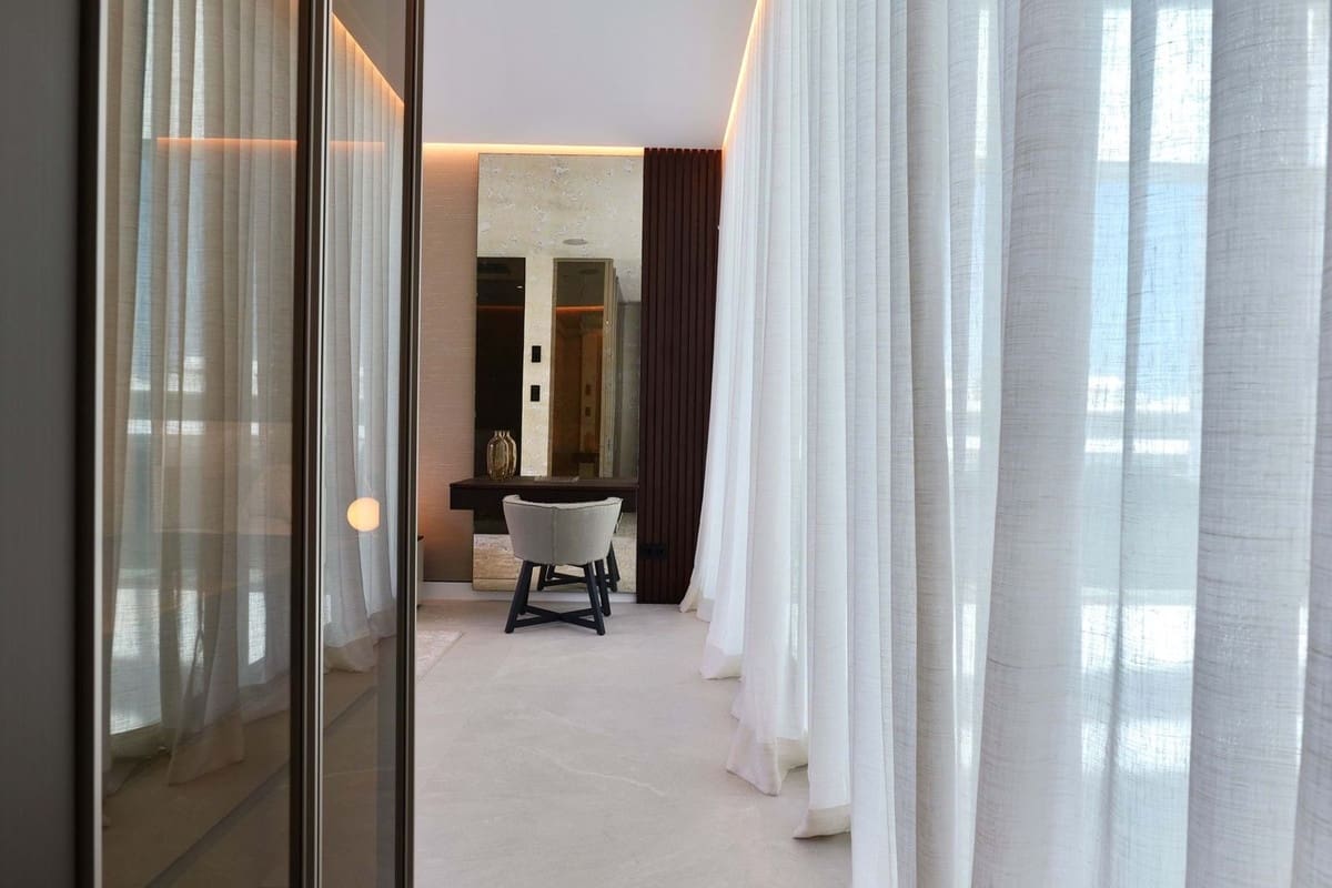 5 soverom Villa til salgs i Golden Mile med svømmebasseng garasje - € 11 300 000 (Ref: 9256986)