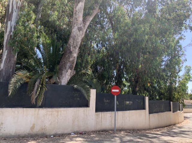 Ubebygd land til salgs i Casco Antiguo, Marbella - € 4 500 000 (Ref: 9256998)