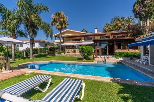 6 chambre Villa/Maison à vendre à Carib Playa, Marbella avec piscine garage - 3 950 000 € (Ref: 9285476)
