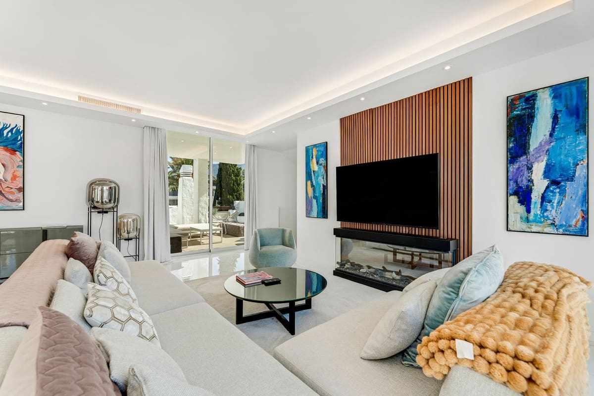 4 sovrum Studio till salu i Puerto Banus med pool - 3 200 000 € (Ref: 9285483)